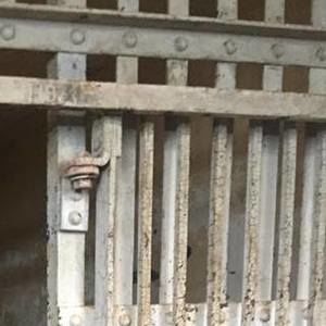 Meet your Posher, Linda